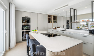 Prachtig gerenoveerd duplex penthouse te koop in een exclusief complex op de prestigieuze Golden Mile van Marbella 778641 