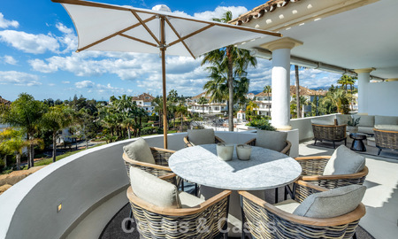 Eersteklas gerenoveerd duplex penthouse te koop in een gated luxe complex op de geprefereerde Golden Mile van Marbella 778658