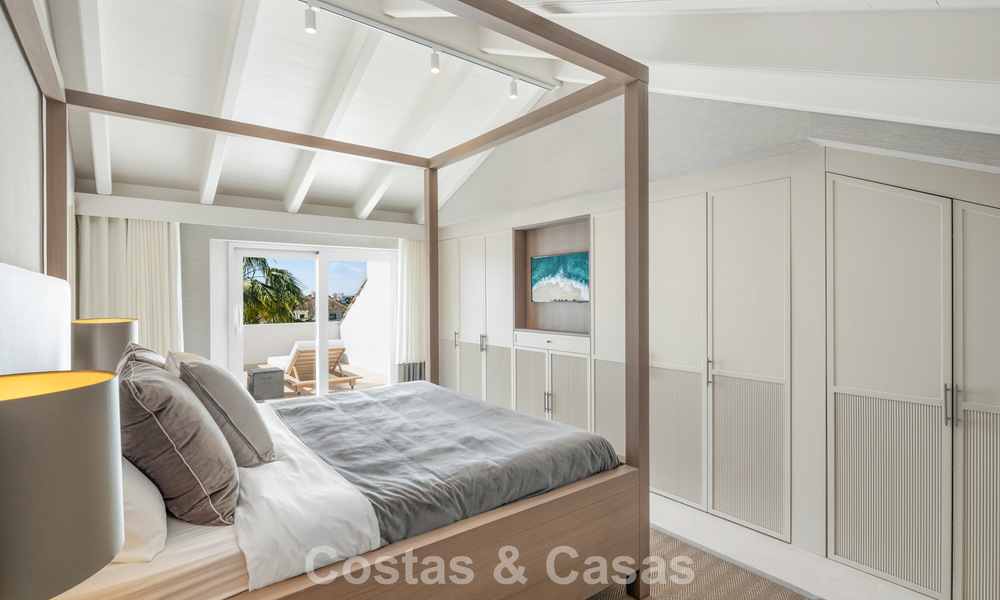 Eersteklas gerenoveerd duplex penthouse te koop in een gated luxe complex op de geprefereerde Golden Mile van Marbella 778663