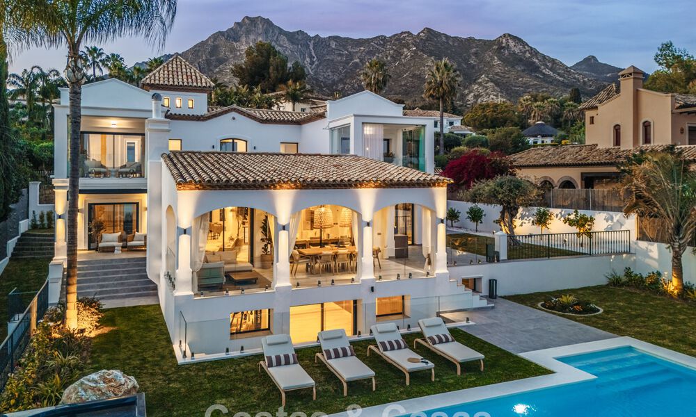 Verfijnde luxevilla in moderne mediterrane bouwstijl te koop met zeezicht in een gated complex op Marbella’s Golden Mile 778750