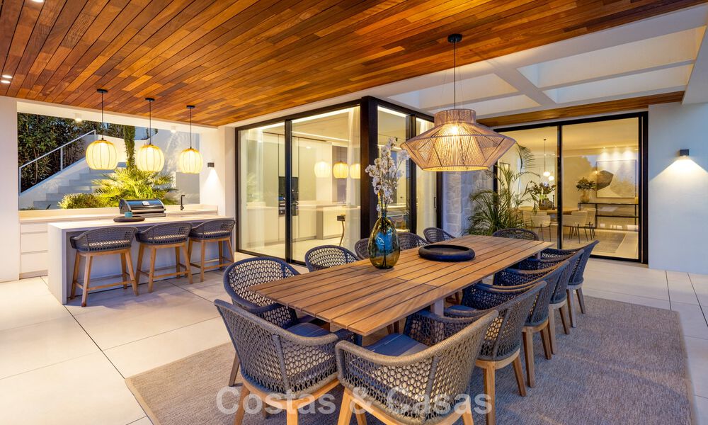 Gesofisticeerde, nieuwe luxevilla met panoramisch zeezicht te koop in een gated community van La Quinta, Marbella - Benahavis 800552