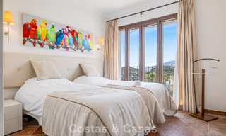 Ruim rijhuis te koop met zeezicht in een omheinde urbanisatie in de heuvels van Marbella - Benahavis 778953 