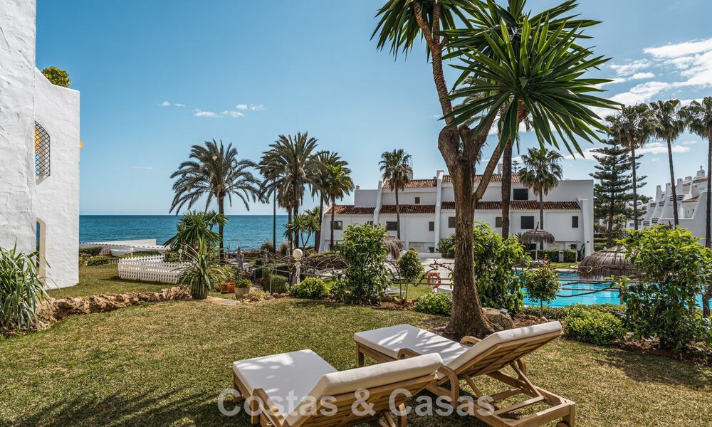 Eersteklas gerenoveerd strandappartement met zeezicht te koop op de Golden Mile van Marbella 779038
