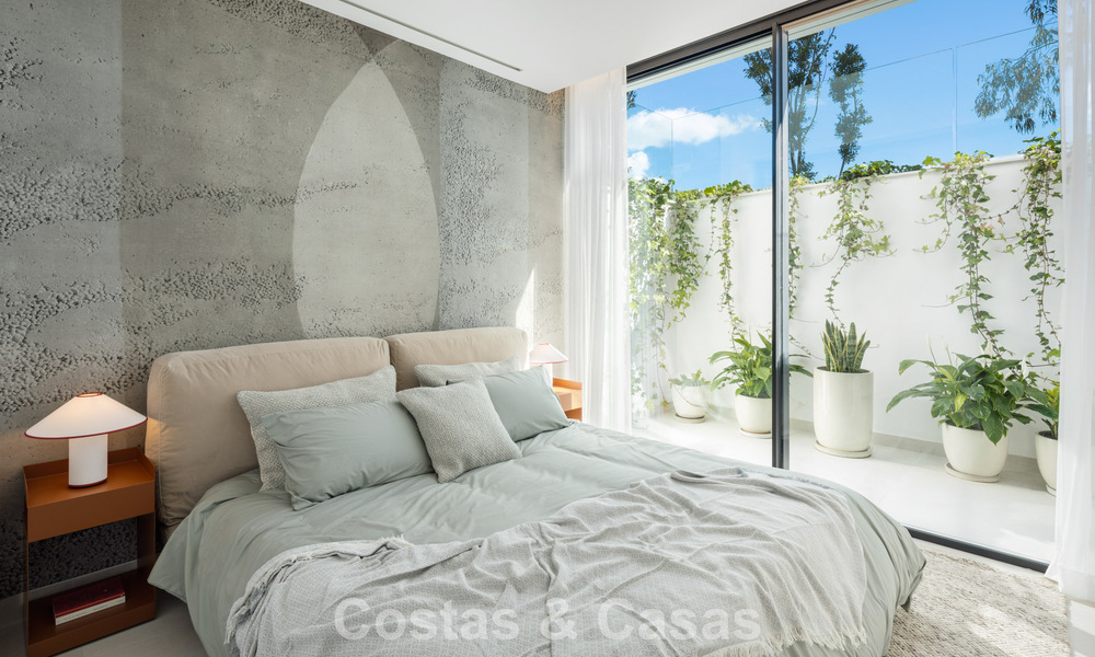 Gloednieuwe modernistische luxevilla te koop in de exclusieve gated woonwijk van La Quinta, Marbella - Benahavis 779000