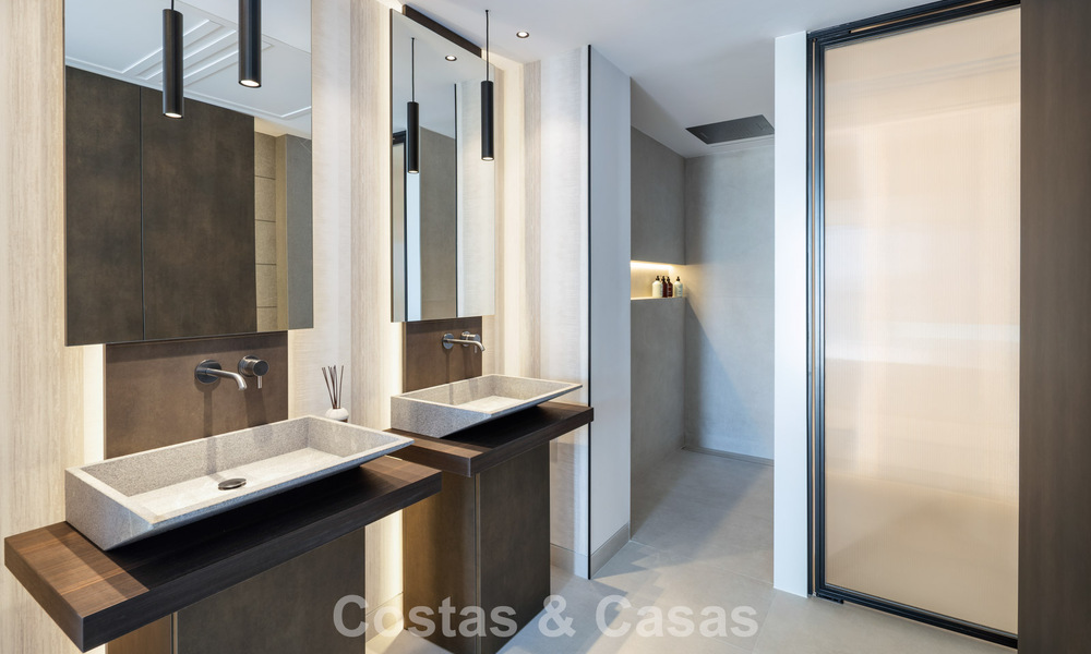 Gloednieuwe modernistische luxevilla te koop in de exclusieve gated woonwijk van La Quinta, Marbella - Benahavis 779006