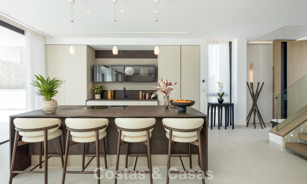 Gloednieuwe modernistische luxevilla te koop in de exclusieve gated woonwijk van La Quinta, Marbella - Benahavis 779020