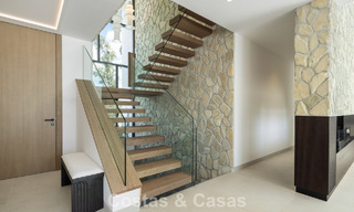 Gloednieuwe modernistische luxevilla te koop in de exclusieve gated woonwijk van La Quinta, Marbella - Benahavis 779022 