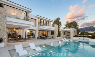 Gloednieuwe modernistische luxevilla te koop in de exclusieve gated woonwijk van La Quinta, Marbella - Benahavis 779035 