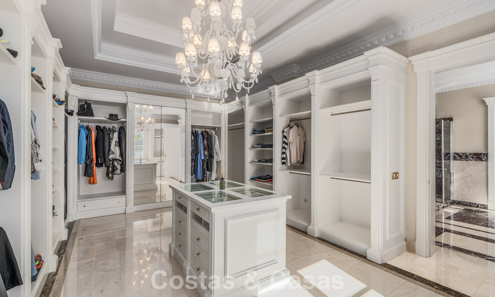 Opmerkelijk, presidentiëel paleis te koop, in de vooraanstaande, gated gemeenschap van Sierra Blanca in Marbella 779313