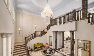 Opmerkelijk, presidentiëel paleis te koop, in de vooraanstaande, gated gemeenschap van Sierra Blanca in Marbella 779340 