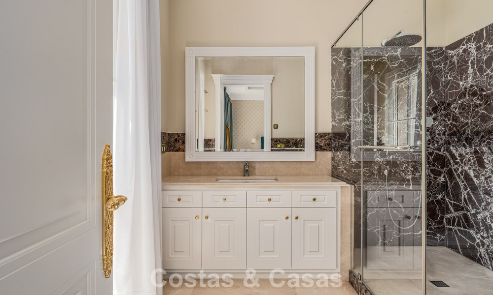 Opmerkelijk, presidentiëel paleis te koop, in de vooraanstaande, gated gemeenschap van Sierra Blanca in Marbella 779342