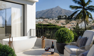 Off-plan luxevilla met panoramisch zeezicht te koop in een omheinde community van Nueva Andalucia, Marbella 779431 