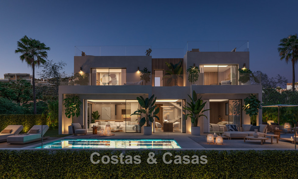 3 Luxueuze villa’s met onbelemmerd zeezicht te koop in een golfomgeving van Mijas Costa, Costa del Sol 779083