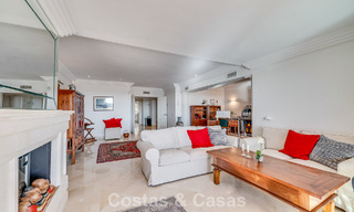 Zonnig en ruim hoekappartement met panoramische vergezichten te koop in de heuvels van Nueva Andalucia, Marbella 779598 