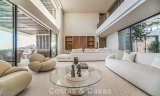 Nieuwe, gesofisticeerde luxevilla te koop in een private, permanent bewaakte gemeenschap van Sotogrande, Costa del Sol 779271 