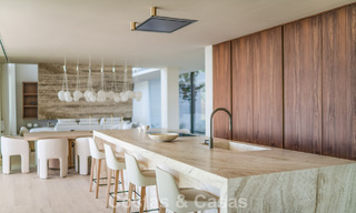 Nieuwe, gesofisticeerde luxevilla te koop in een private, permanent bewaakte gemeenschap van Sotogrande, Costa del Sol 779273 