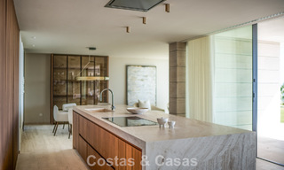 Nieuwe, gesofisticeerde luxevilla te koop in een private, permanent bewaakte gemeenschap van Sotogrande, Costa del Sol 779274 