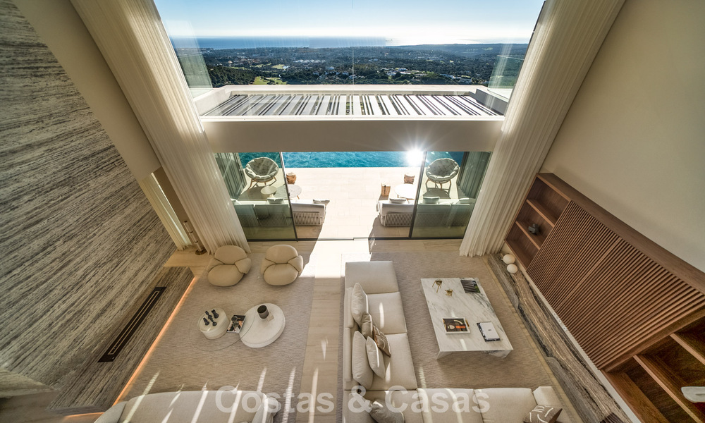 Nieuwe, gesofisticeerde luxevilla te koop in een private, permanent bewaakte gemeenschap van Sotogrande, Costa del Sol 779289