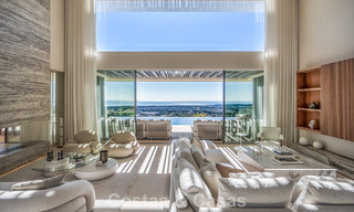 Nieuwe, gesofisticeerde luxevilla te koop in een private, permanent bewaakte gemeenschap van Sotogrande, Costa del Sol 779294 