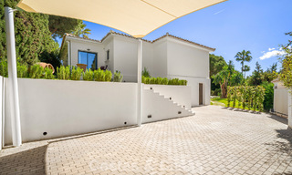 Instapklare luxevilla met moderne, Andalusische architectuur te koop gelegen in het hart van Nueva Andalucia, Marbella 779478 