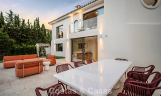 Instapklare luxevilla met moderne, Andalusische architectuur te koop gelegen in het hart van Nueva Andalucia, Marbella 779483 