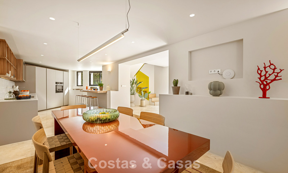 Instapklare luxevilla met moderne, Andalusische architectuur te koop gelegen in het hart van Nueva Andalucia, Marbella 779505