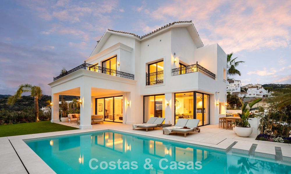 Royale villa met luxueus, mediterrane architectuur te koop, grenzend aan de golfbaan in Marbella - Benahavis 779636