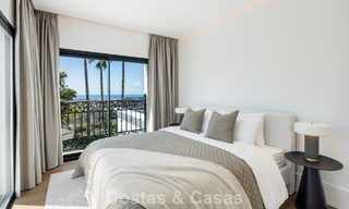 Royale villa met luxueus, mediterrane architectuur te koop, grenzend aan de golfbaan in Marbella - Benahavis 779656 