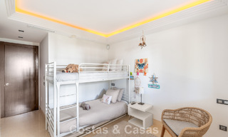 Eigentijds appartement met panoramisch golf- en zeezicht te koop in Marbella - Benahavis 779789 