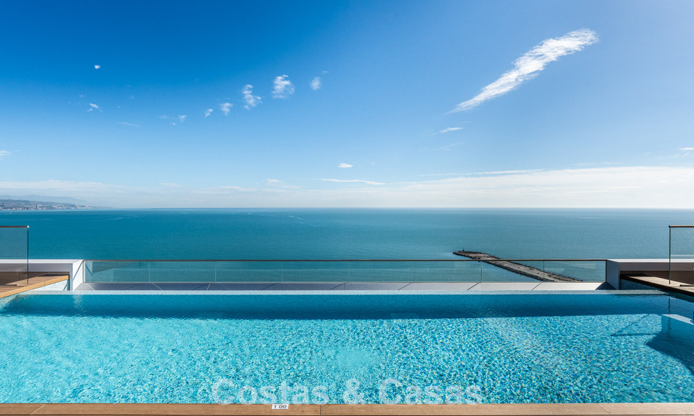 Exclusief, modern appartement met panoramisch zeezicht te koop, direct a/d strandpromenade in Malaga stad 779903