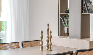 Instapklare luxevilla met Ibiziaanse bouwstijl te koop in een zeer gewilde urbanisatie van Benahavis - Marbella 780061 