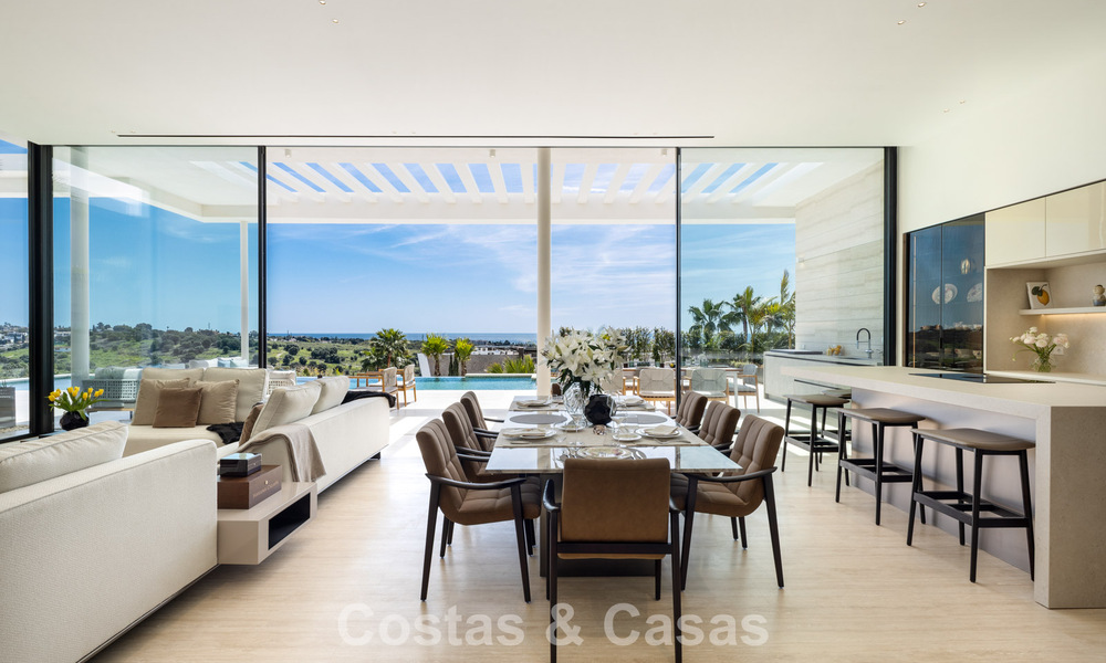 High-end luxevilla met panoramische vergezichten te koop in een golfresort op de Golden Mile in Benahavis - Marbella 780134