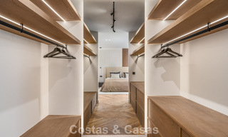 Instapklaar, modernistisch gerenoveerd herenhuis te koop in een gated community in La Quinta, Benahavis - Marbella 780310 