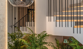 Instapklaar, modernistisch gerenoveerd herenhuis te koop in een gated community in La Quinta, Benahavis - Marbella 780331 