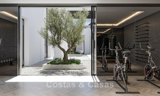 Exclusieve luxevilla met een klasssieke, eigentijdse-Andalusische architectuur te koop in een beveiligde gemeenschap in Benahavis - Marbella 780382 