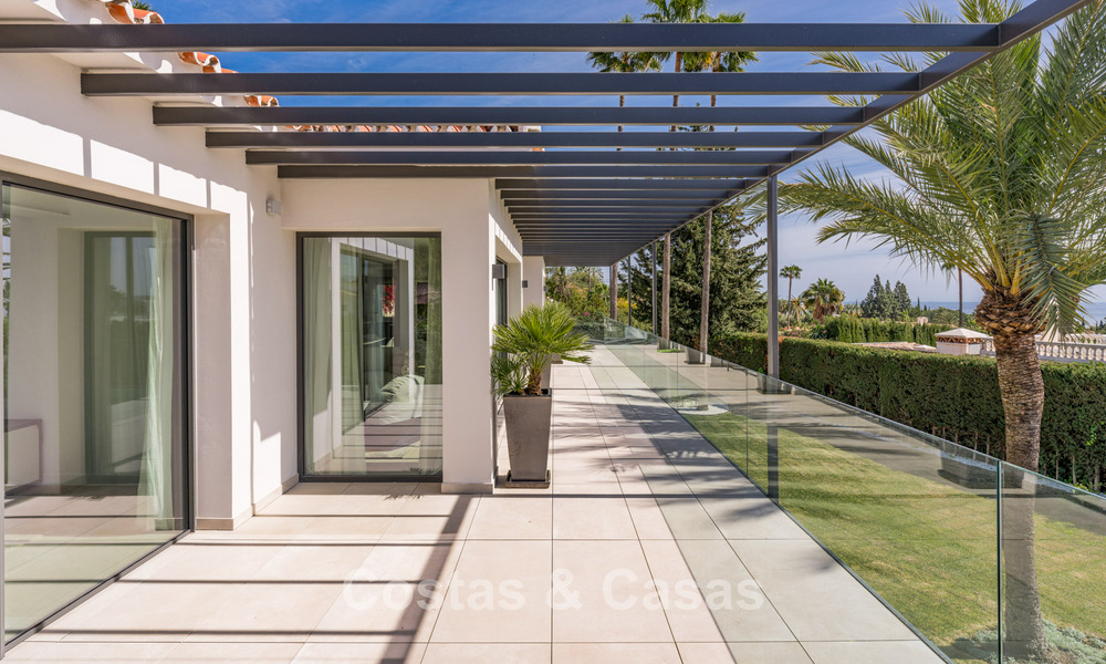 Eigentijdse, mediterrane villa met moderne accenten te koop aan Marbella’s Golden Mile 780412