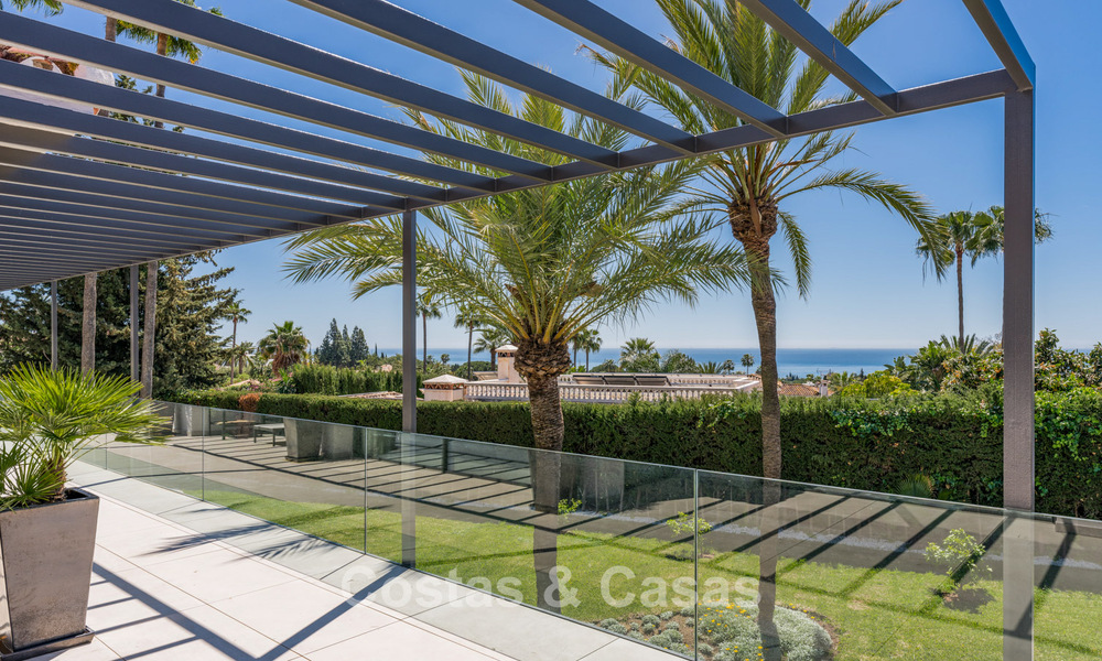 Eigentijdse, mediterrane villa met moderne accenten te koop aan Marbella’s Golden Mile 780418
