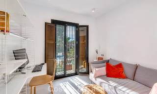 Charmant hoekhuis te koop in een exclusieve urbanisatie op de Golden Mile van Marbella 780476 