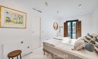 Charmant hoekhuis te koop in een exclusieve urbanisatie op de Golden Mile van Marbella 780481 