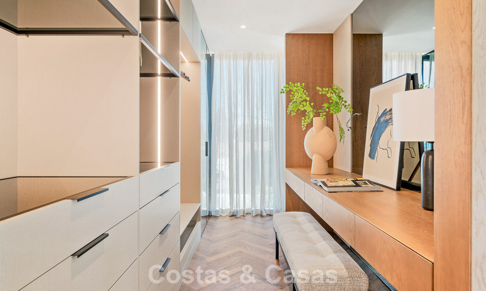 Gloednieuwe, mediterrane luxevilla te koop, dicht bij voorzieningen aan de oostkant van Marbella 780504