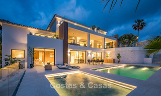 Gloednieuwe, mediterrane luxevilla te koop, dicht bij voorzieningen aan de oostkant van Marbella 780505 