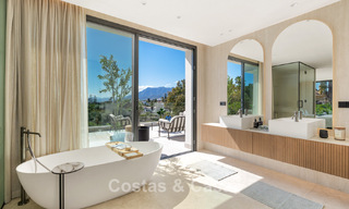 Gloednieuwe, mediterrane luxevilla te koop, dicht bij voorzieningen aan de oostkant van Marbella 780508 