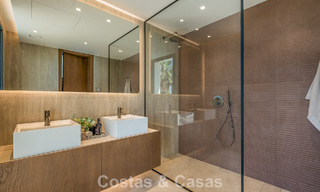 Gloednieuwe, mediterrane luxevilla te koop, dicht bij voorzieningen aan de oostkant van Marbella 780513 