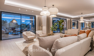 Gloednieuwe, mediterrane luxevilla te koop, dicht bij voorzieningen aan de oostkant van Marbella 780516 