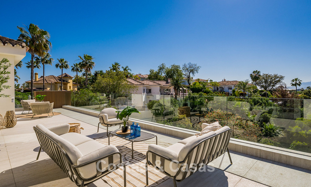 Gloednieuwe, mediterrane luxevilla te koop, dicht bij voorzieningen aan de oostkant van Marbella 780535