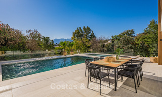 Gloednieuwe, mediterrane luxevilla te koop, dicht bij voorzieningen aan de oostkant van Marbella 780542 