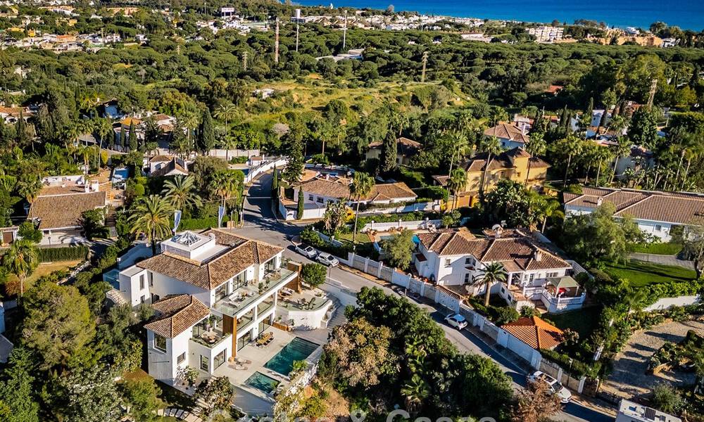 Gloednieuwe, mediterrane luxevilla te koop, dicht bij voorzieningen aan de oostkant van Marbella 780547