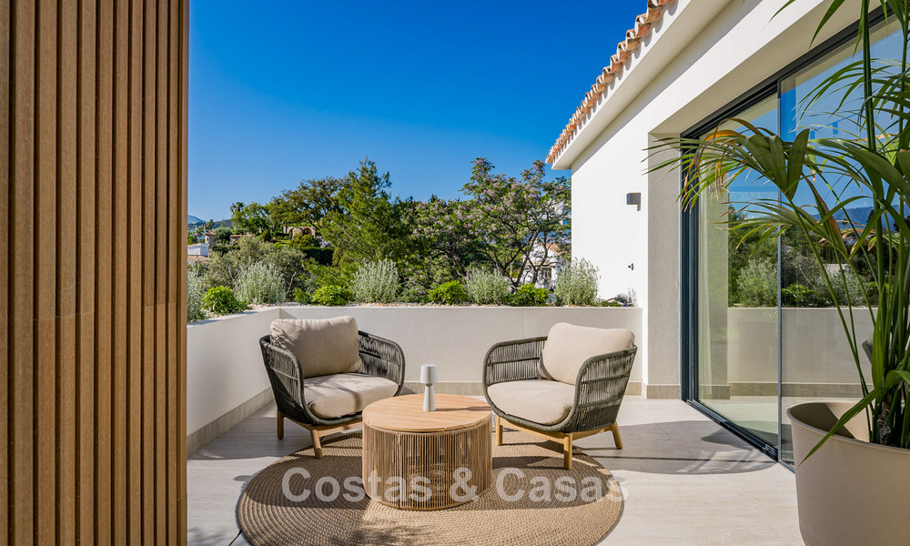 Gloednieuwe, mediterrane luxevilla te koop, dicht bij voorzieningen aan de oostkant van Marbella 780550