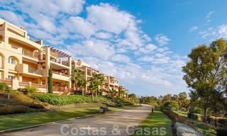 Luxe eerstelijn golf appartementen te koop, Marbella - Estepona 24298 