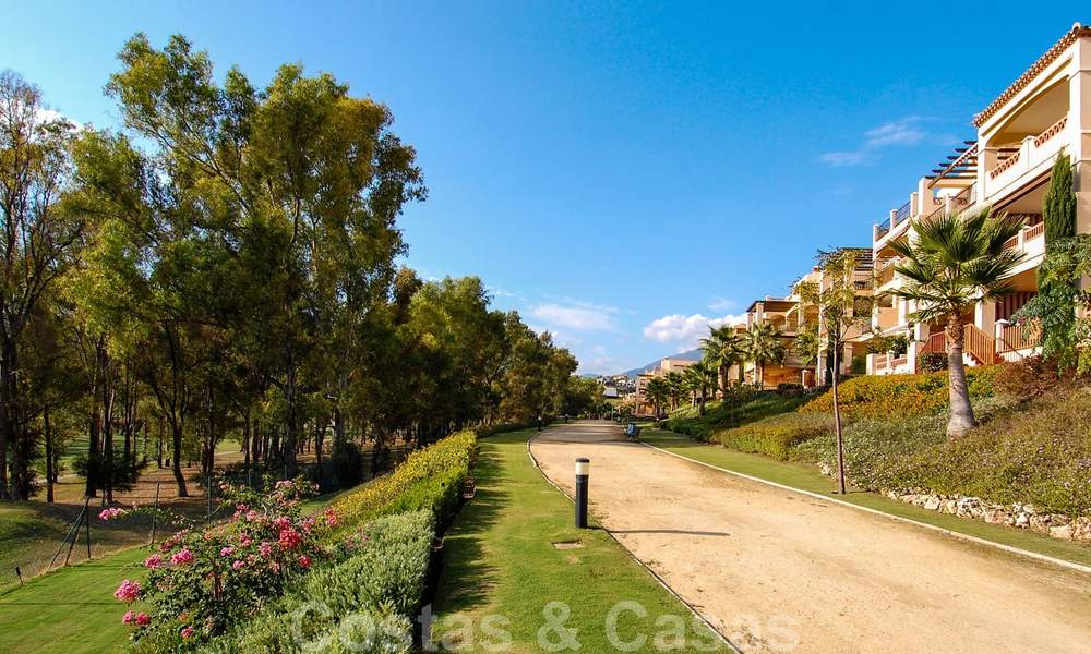Luxe eerstelijn golf appartementen te koop, Marbella - Estepona 24301
